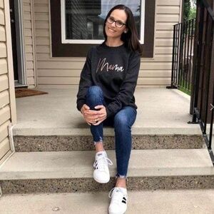 BLONDE AMBITION Cotton / Poly Blend Charcoal Sweatshirt Rose Gold ‘MAMA’ Graphic